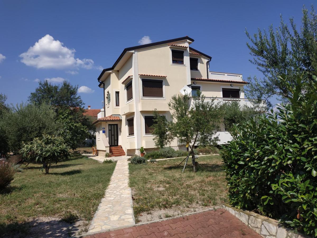 GIOVANNI Krk Krk Town Exterior foto